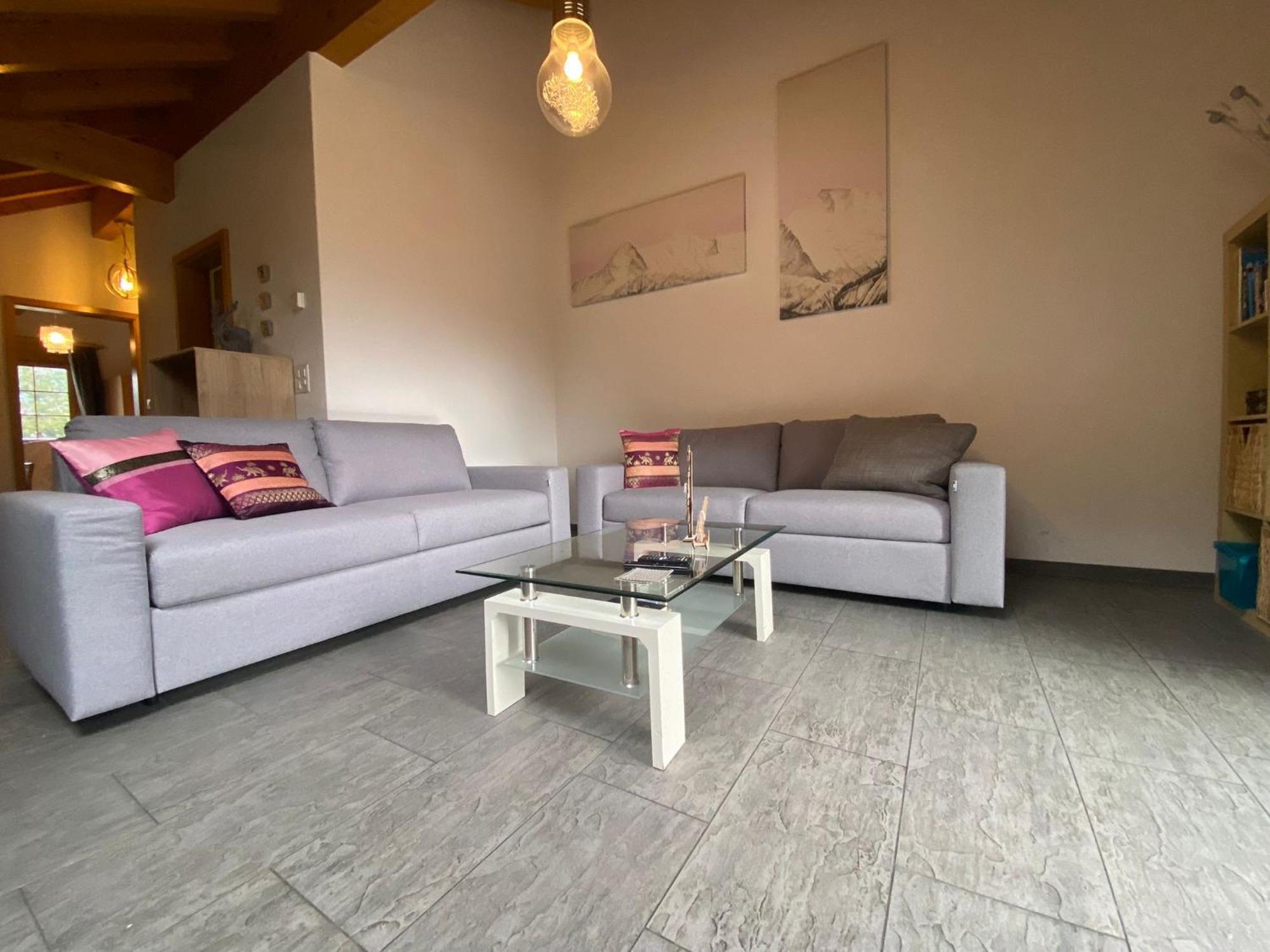 Charming Penthouse Lejlighed Lauterbrunnen Eksteriør billede