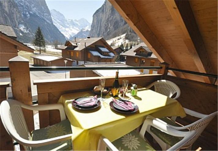 Charming Penthouse Lejlighed Lauterbrunnen Værelse billede
